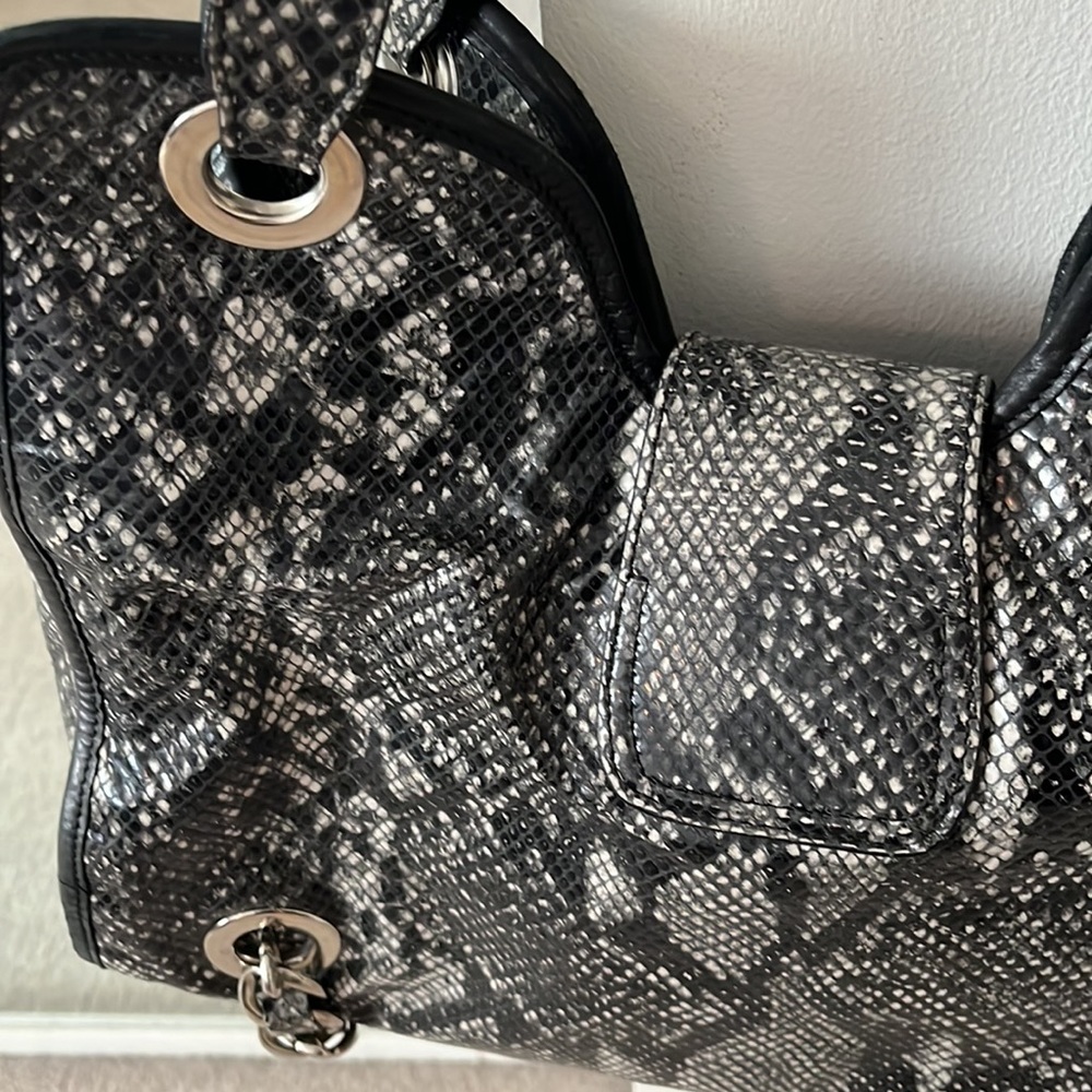 Stuart Weitzman snake print satchel VGUC - Picture 13 of 14
